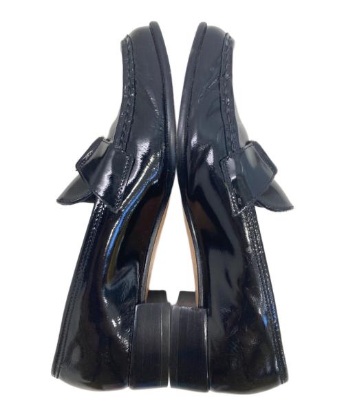 Salvatore Ferragamo（サルヴァトーレ フェラガモ）Salvatore Ferragamo (サルヴァトーレ フェラガモ) エナメルローファー ブラック サイズ:5の古着・服飾アイテム