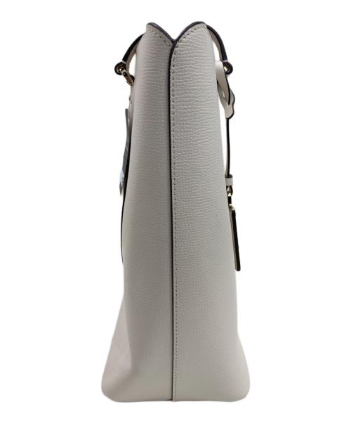 Kate Spade（ケイトスペード）Kate Spade (ケイトスペード) トートバッグ アイボリー 未使用品の古着・服飾アイテム