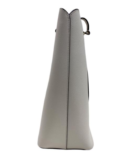 Kate Spade（ケイトスペード）Kate Spade (ケイトスペード) トートバッグ アイボリー 未使用品の古着・服飾アイテム