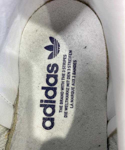 adidas（アディダス）adidas (アディダス) スニーカー ホワイト×ネイビー サイズ:27.5㎝の古着・服飾アイテム