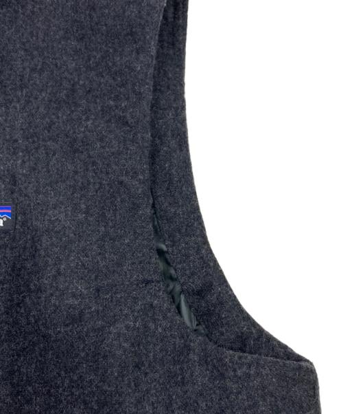 Patagonia（パタゴニア）Patagonia (パタゴニア) 中綿ベスト グレー サイズ:Sの古着・服飾アイテム
