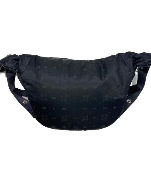POTR（ピー・オー・ティー・アール）POTR (ピー・オー・ティー・アール) MONOGRAM WAIST BAG ブラックの古着・服飾アイテム
