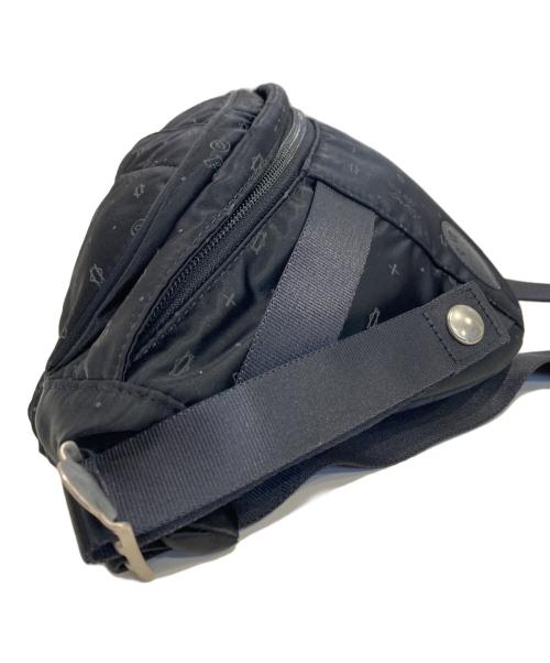 POTR（ピー・オー・ティー・アール）POTR (ピー・オー・ティー・アール) MONOGRAM WAIST BAG ブラックの古着・服飾アイテム