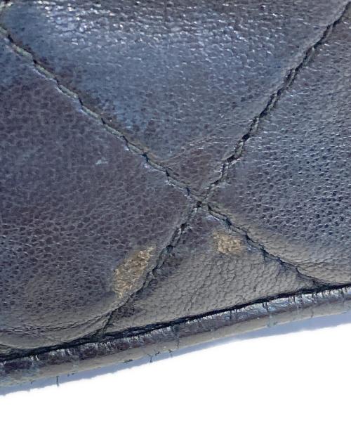 CHANEL（シャネル）CHANEL (シャネル) チェーンショルダーバッグ ブラックの古着・服飾アイテム