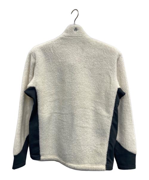 mont-bell（モンベル）mont-bell (モンベル) クリマエア ジャケット アイボリー サイズ:Mの古着・服飾アイテム