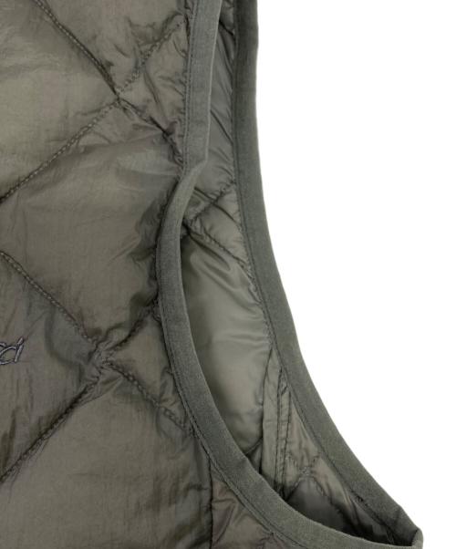 TAION（タイオン）TAION (タイオン) GRAMICCI (グラミチ) INNER DOWN VEST ベージュ サイズ:Mの古着・服飾アイテム