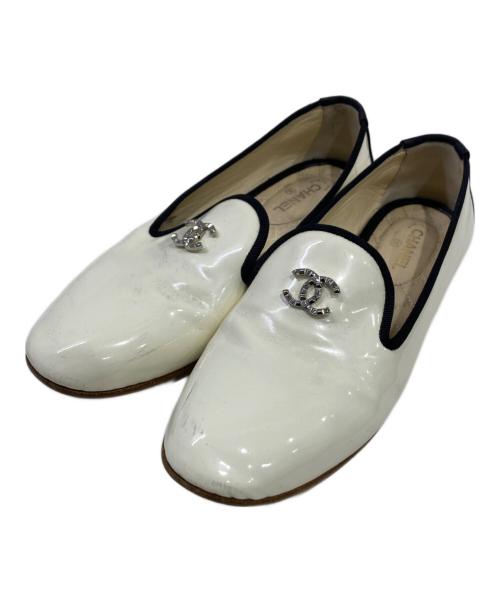 CHANEL（シャネル）CHANEL (シャネル) フラットシューズ アイボリー サイズ:37 1/2の古着・服飾アイテム