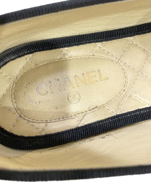 CHANEL（シャネル）CHANEL (シャネル) フラットシューズ アイボリー サイズ:37 1/2の古着・服飾アイテム