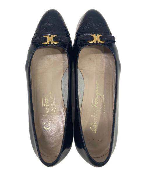 Salvatore Ferragamo（サルヴァトーレ フェラガモ）Salvatore Ferragamo (サルヴァトーレ フェラガモ) パンプス ブラック サイズ:23cmの古着・服飾アイテム