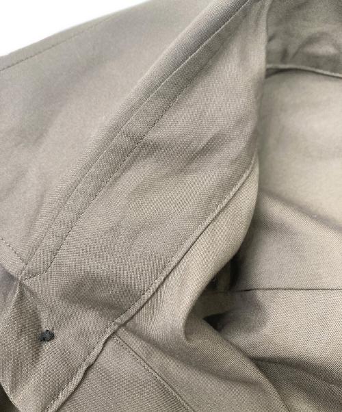 AURALEE（オーラリー）AURALEE (オーラリー) レギュラーカラーシャツ ブラウン サイズ:3の古着・服飾アイテム