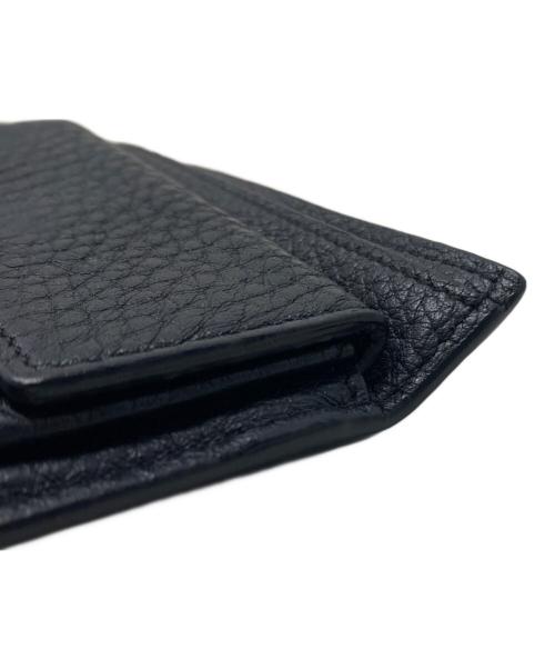 FENDI（フェンディ）FENDI (フェンディ) カーフスキン2つ折り財布 ブラックの古着・服飾アイテム