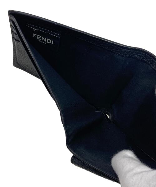 FENDI（フェンディ）FENDI (フェンディ) カーフスキン2つ折り財布 ブラックの古着・服飾アイテム