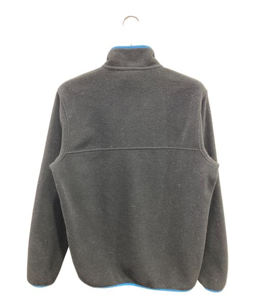 Patagonia（パタゴニア）Patagonia (パタゴニア) Lightweight Synchilla Snap-T Pullover ブラック×スカイブルー サイズ:Mの古着・服飾アイテム