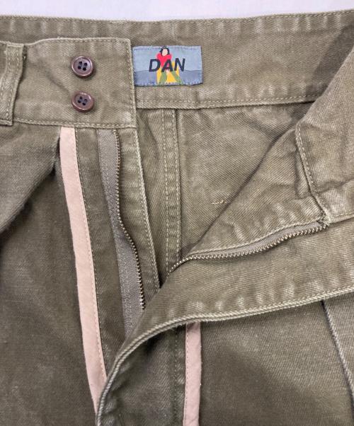 DAN（ダン）DAN (ダン) カーゴパンツ カーキ サイズ:Mの古着・服飾アイテム