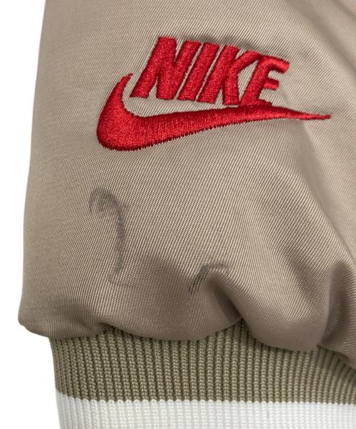 NIKE（ナイキ）NIKE (ナイキ) Dugout Satin Jacket ベージュ サイズ:Mの古着・服飾アイテム