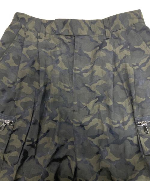 juha（ユハ）juha (ユハ) CAMOUFLAGE CARGO PANTS カーキ サイズ:4の古着・服飾アイテム