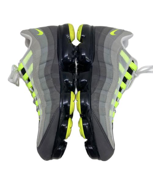 NIKE（ナイキ）NIKE (ナイキ) スニーカー グレー サイズ:27.5㎝の古着・服飾アイテム