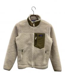 Patagonia（パタゴニア）の古着「CLASSIC RETRO-X JACKET」｜ベージュ
