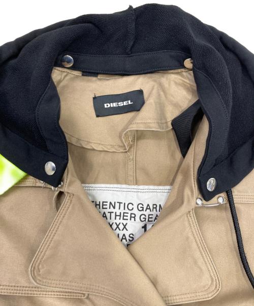 DIESEL（ディーゼル）DIESEL (ディーゼル) フーデッドトレンチコート ベージュ サイズ:表記無しの古着・服飾アイテム