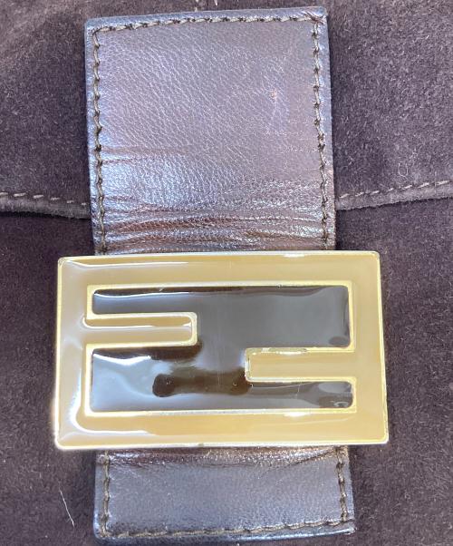 FENDI（フェンディ）FENDI (フェンディ) ショルダーバッグ ブラウンの古着・服飾アイテム