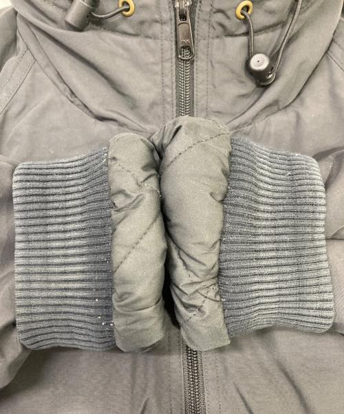 CarHartt（カーハート）CarHartt (カーハート) ナイロンフーディージャケット ブラック サイズ:XLの古着・服飾アイテム