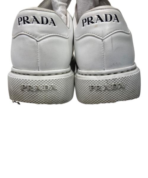 PRADA（プラダ）PRADA (プラダ) スニーカー ホワイト サイズ:35の古着・服飾アイテム