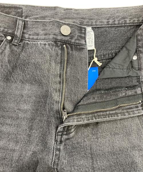 adidas（アディダス）adidas (アディダス) Adilenium シーズン3 ルーズフィット デニムパンツ ブラック サイズ:91cm (W36) 未使用品の古着・服飾アイテム