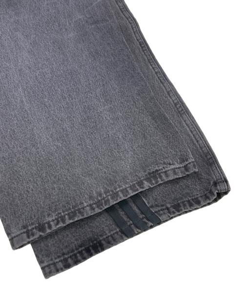 adidas（アディダス）adidas (アディダス) Adilenium シーズン3 ルーズフィット デニムパンツ ブラック サイズ:91cm (W36) 未使用品の古着・服飾アイテム