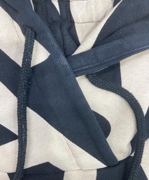 MARC JACOBS（マークジェイコブズ）MARC JACOBS (マークジェイコブズ) MONOGRAM OVERSIZED HOODIE ブラック サイズ:Mの古着・服飾アイテム