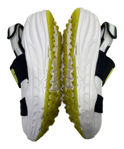 UGG（アグ）UGG (アグ) サンダル ホワイト サイズ:24.5㎝の古着・服飾アイテム