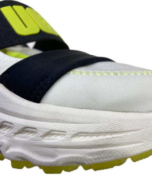 UGG（アグ）UGG (アグ) サンダル ホワイト サイズ:24.5㎝の古着・服飾アイテム