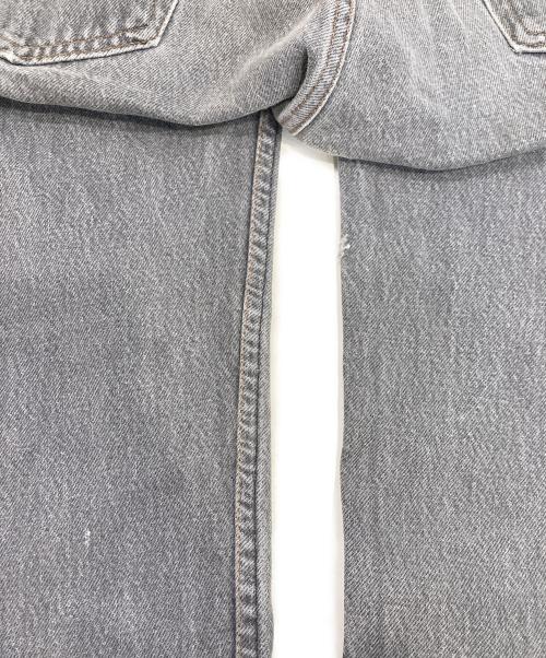 LEVI'S（リーバイス）LEVI'S (リーバイス) 先染めデニムパンツ グレー サイズ:W32・ L34の古着・服飾アイテム