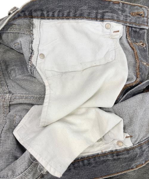 LEVI'S（リーバイス）LEVI'S (リーバイス) 先染めデニムパンツ グレー サイズ:W32・ L34の古着・服飾アイテム