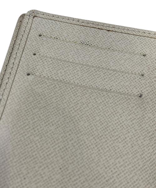 LOUIS VUITTON（ルイ ヴィトン）LOUIS VUITTON (ルイ ヴィトン) 財布 アイボリーの古着・服飾アイテム