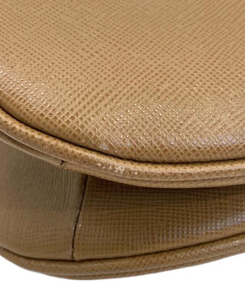 BURBERRY（バーバリー）BURBERRY (バーバリー) ロゴプレートワンショルダーバッグ ブラウンの古着・服飾アイテム