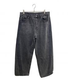 adidas（アディダス）の古着「サイドラインデニムパンツ」｜ブラック