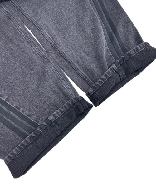 adidas（アディダス）adidas (アディダス) サイドラインデニムパンツ ブラック サイズ:W36の古着・服飾アイテム