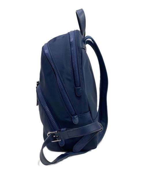 Kate Spade（ケイトスペード）Kate Spade (ケイトスペード) カリッサナイロンミディアムバックパック ネイビーの古着・服飾アイテム