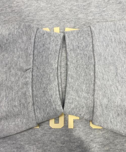 FOG ESSENTIALS（フィアオブゴッド エッセンシャル）FOG ESSENTIALS (フィアオブゴッド エッセンシャル) アーチロゴカットソー グレー サイズ:Lの古着・服飾アイテム