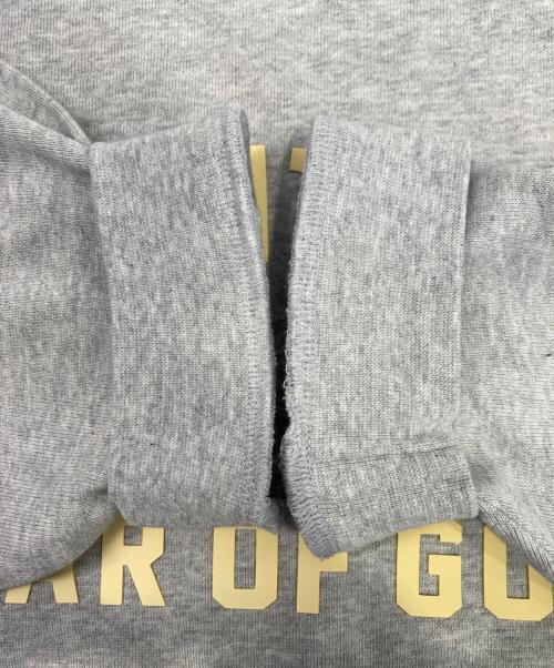 FOG ESSENTIALS（フィアオブゴッド エッセンシャル）FOG ESSENTIALS (フィアオブゴッド エッセンシャル) アーチロゴカットソー グレー サイズ:Lの古着・服飾アイテム