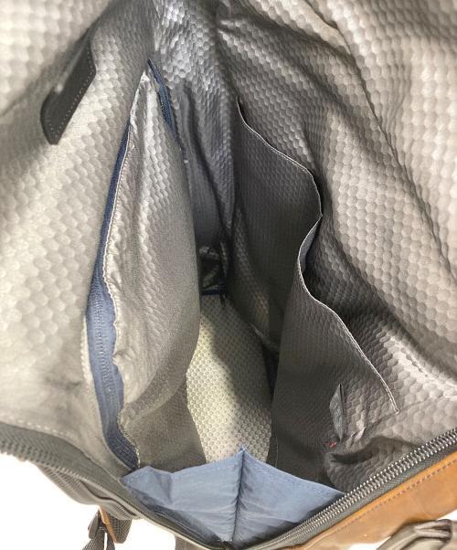 TUMI（トゥミ）TUMI (トゥミ) alpha bravo ブラウンの古着・服飾アイテム