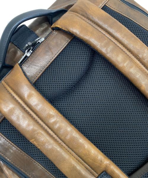 TUMI（トゥミ）TUMI (トゥミ) alpha bravo ブラウンの古着・服飾アイテム