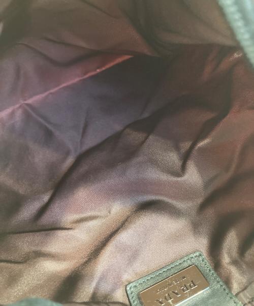 PRADA（プラダ）PRADA (プラダ) 三角ロゴショルダーバッグの古着・服飾アイテム