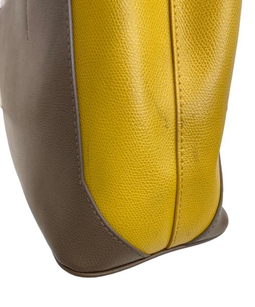 FURLA（フルラ）FURLA (フルラ) ハンドバッグ イエローの古着・服飾アイテム