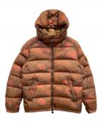 MONCLERモンクレール）の古着「MAYAカモ柄ダウンジャケット」｜オレンジ