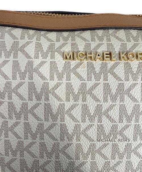 MICHAEL KORS（マイケル・コース）MICHAEL KORS (マイケル・コース) ショルダーバッグ アイボリーの古着・服飾アイテム