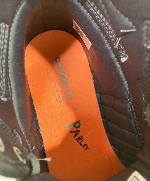 adidas（アディダス）adidas (アディダス) スニーカー ブラック サイズ:28.5の古着・服飾アイテム