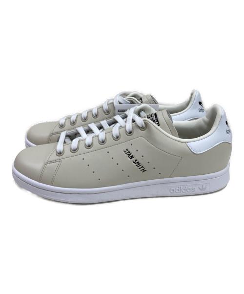 adidas（アディダス）adidas (アディダス) スニーカー ベージュ サイズ:26.5の古着・服飾アイテム
