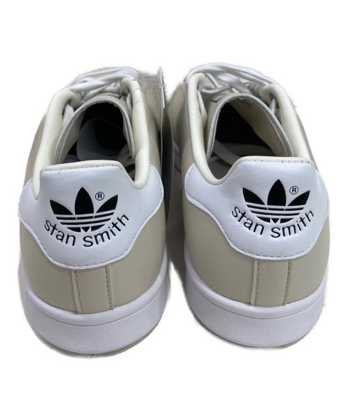adidas（アディダス）adidas (アディダス) スニーカー ベージュ サイズ:26.5の古着・服飾アイテム