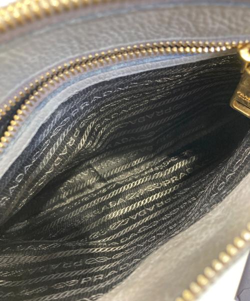 PRADA（プラダ）PRADA (プラダ) ショルダーバッグ グレージュの古着・服飾アイテム